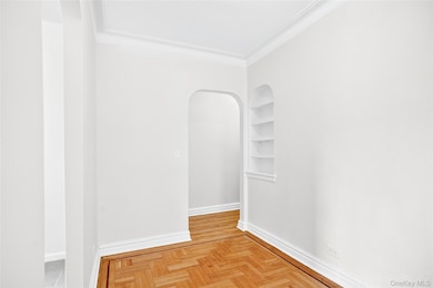 190 E Mosholu Pkwy S unit 4G, Bronx, NY 10458 - photo 7