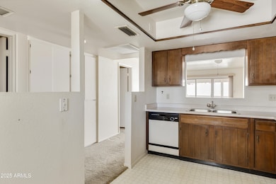 2440 W Rue de Lamour Ave, Phoenix, AZ 85029 - photo 4