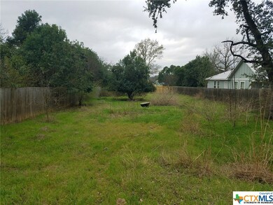 1107 Allen St, San Marcos, TX 78666 - photo 3