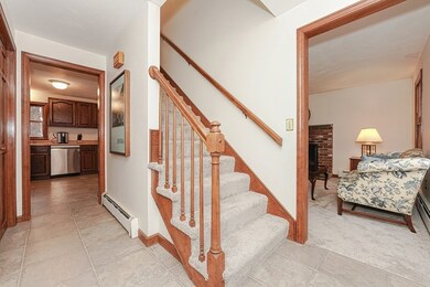 14 Reservoir Dr, Bellingham, MA 02019 - photo 4