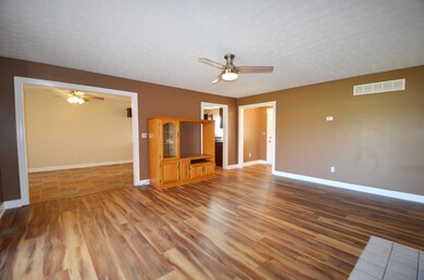 103 Man o War Dr, Harrodsburg, KY 40330 - photo 7