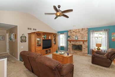 1123 Sawmill Ln, Algonquin, IL 60102 - photo 3