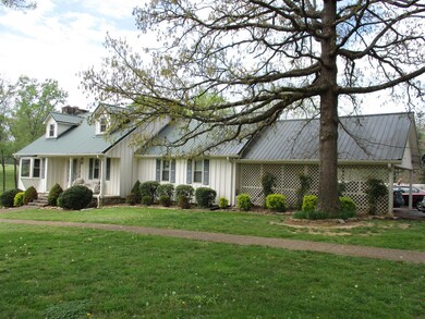 283 Mason Grissom Rd, Rock Island, TN 38581 - photo 4