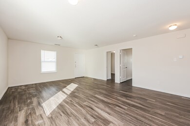 1618 Gale Dr, Azle, TX 76020 - photo 6