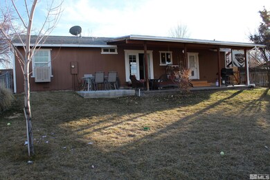 1929 Pearce St, Winnemucca, NV 89445 - photo 2