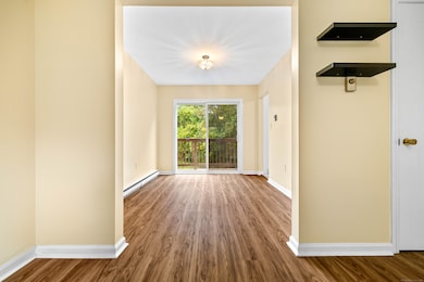 39 Ash Dr unit 9, Gales Ferry, CT 06335 - photo 4