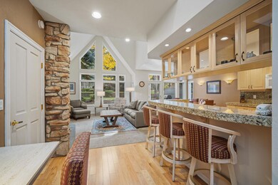 6 - 7-web-or-mls-57022 Peppermill Cir 21