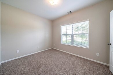 5219 Mcgrath Dr, Alvin, TX 77511 - photo 3