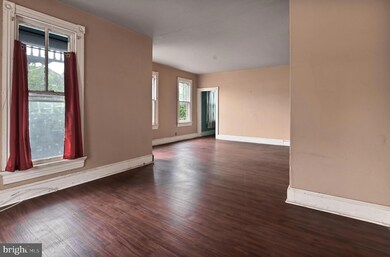 82 N Laurel St, Bridgeton, NJ 08302 - photo 3