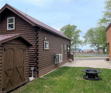 View of side of home