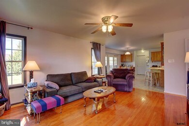 33 Hickory Ln unit 197, Littlestown, PA 17340 - photo 3