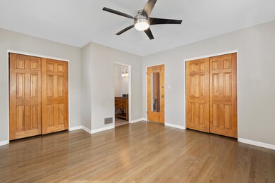 502 Byron Ct, Wheaton, IL 60187 - photo 7