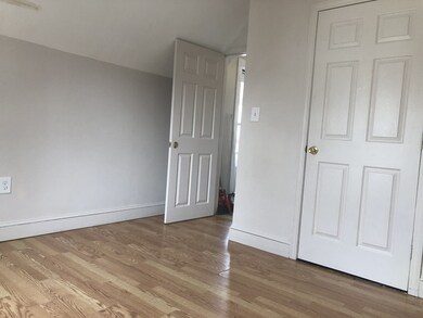 27 Astor St unit 2, Lynn, MA 01905 - photo 5