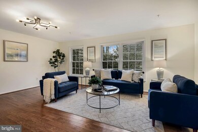 11325 Morning Gate Dr, Rockville, MD 20852 - photo 6