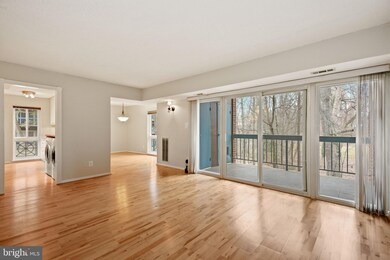 11808 Breton Ct unit 11B, Reston, VA 20191 - photo 4