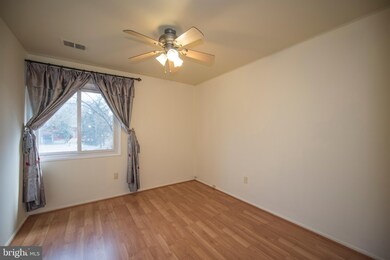 15120 Dufief Dr, North Potomac, MD 20878 - photo 7