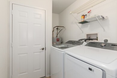 2021 Ammer Ridge Ct unit 202, Glenview, IL 60025 - photo 6