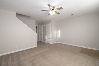 814 Golfview Place #B, Clarksville, TN 37043 - photo 3