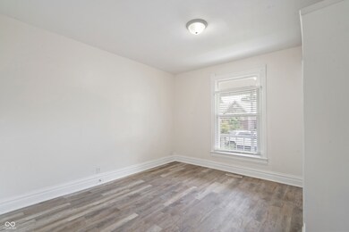 1429 Sherman St, Anderson, IN 46016 - photo 7