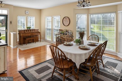 2625 Crabapple Cir, Perkasie, PA 18944 - photo 5