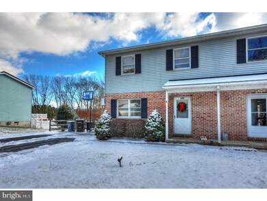 105 Meadow Ln, Bechtelsville, PA 19505 - photo 2