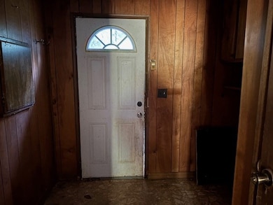 214 Silk Stocking Loop, van Lear, KY 41265 - photo 5