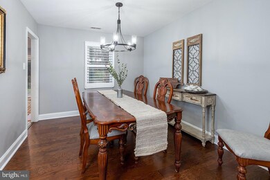 124 Robins Run W, Swedesboro, NJ 08085 - photo 7