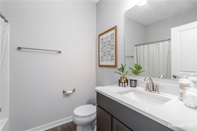 9848 Thorton Dr, Johnston, IA 50131 - photo 4