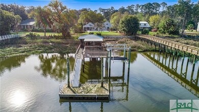 Deep water dock on Turner's Creek