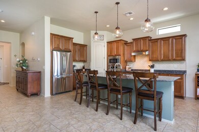06- KITCHEN