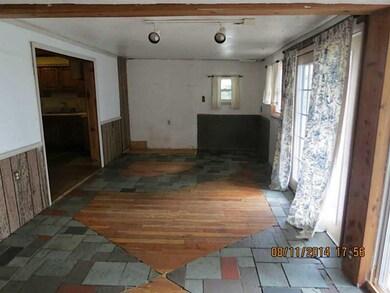 Family Room.