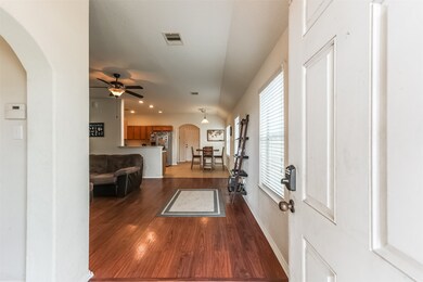 1003 Brady Ln, Alvin, TX 77511 - photo 2