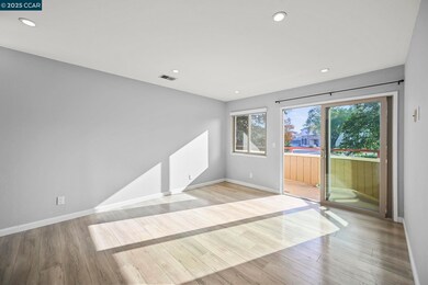 5095 Valley Crest Dr unit 308, Concord, CA 94521 - photo 2