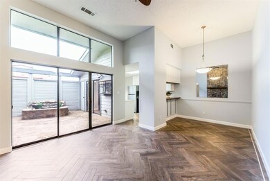 610 Bellaire Dr, Hurst, TX 76053 - photo 6