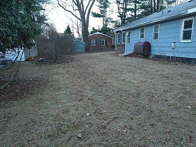 641 Middlebridge Rd, Wakefield, RI 02879 - photo 3