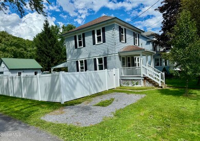 194 Elm St, Cobleskill, NY 12043 - photo 2