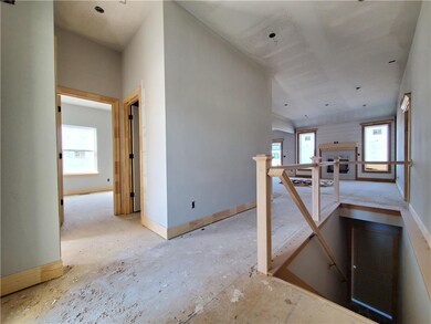 2000 Creek View Ln, Raymore, MO 64083 - photo 3