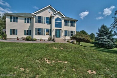 252 Harvest Hill Dr, Effort, PA 18330 - photo 2