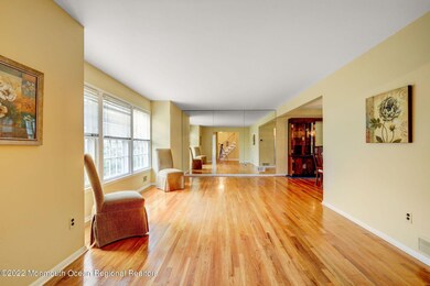 27 Regina Rd, Morganville, NJ 07751 - photo 5