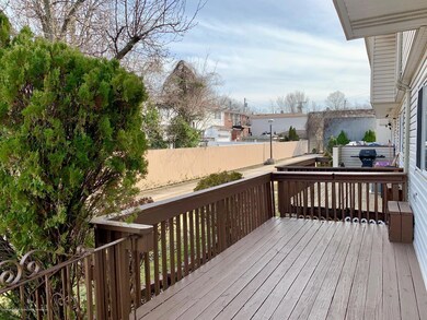 537-2 Willow Rd East