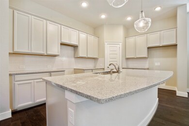 28730 Shoalhaven Ct, Fulshear, TX 77441 - photo 5