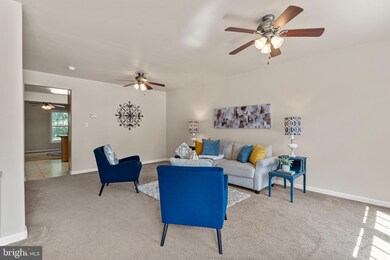 23036 Sir Barton Ct, Ruther Glen, VA 22546 - photo 4