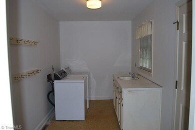 5409 Hidden Valley Rd, Greensboro, NC 27407 - photo 5