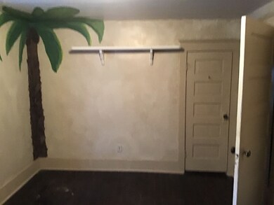 209 E 19th St, Auburn, IN 46706 - photo 6