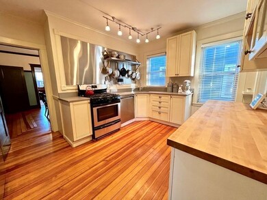 35 Washburn Ave unit 2, Cambridge, MA 02140 - photo 3