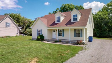 124 Stonefield Cir, Shelbyville, TN 37160 - photo 3