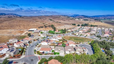 1121 Trailside Dr, San Juan Bautista, CA 95045 - photo 7