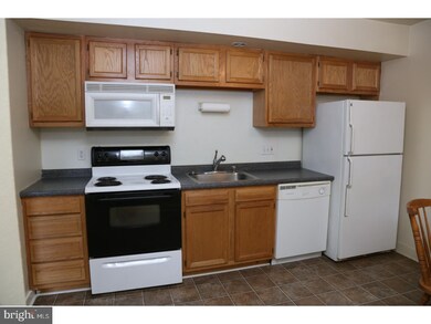 203 Hickory Dr, Quakertown, PA 18951 - photo 3