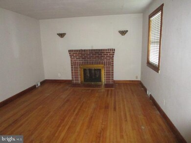1218 Reece Rd, Severn, MD 21144 - photo 3