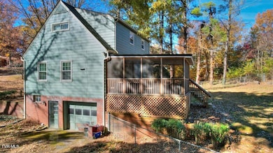 2517 Larkspur Dr, Johnson City, TN 37604 - photo 6